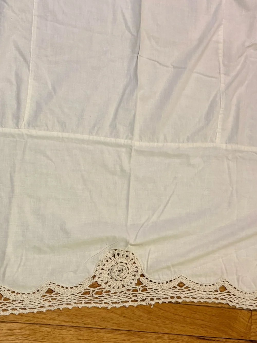 VTG Cotton Cream Crochet Lace Edge Bed Skirt Dust Ruffle cottage country